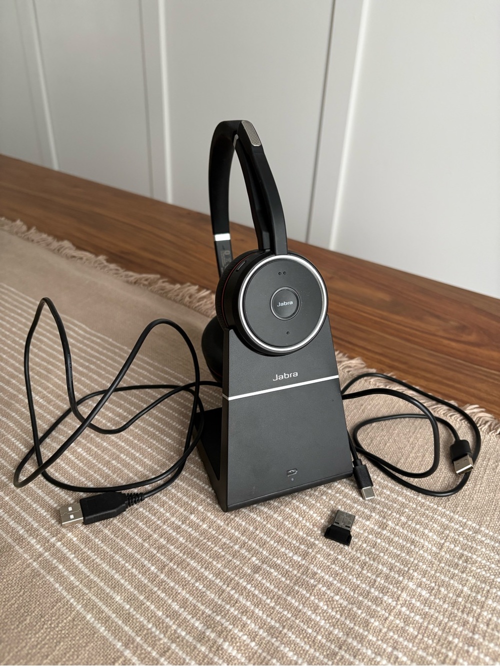 Jabra Wireless Headset with Charging Stand - Black